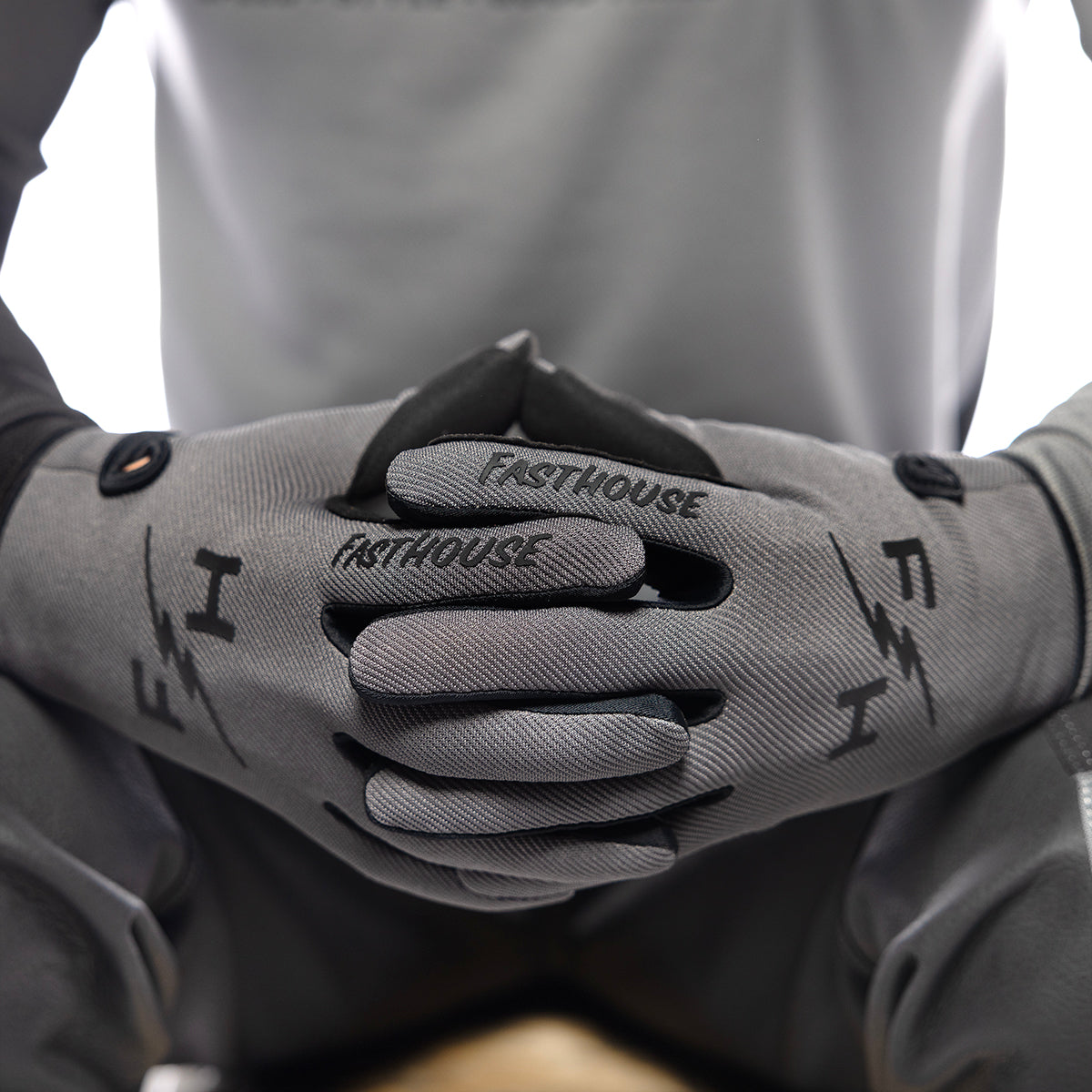 Fasthouse Carbon Eternal Handschuh - Grau
