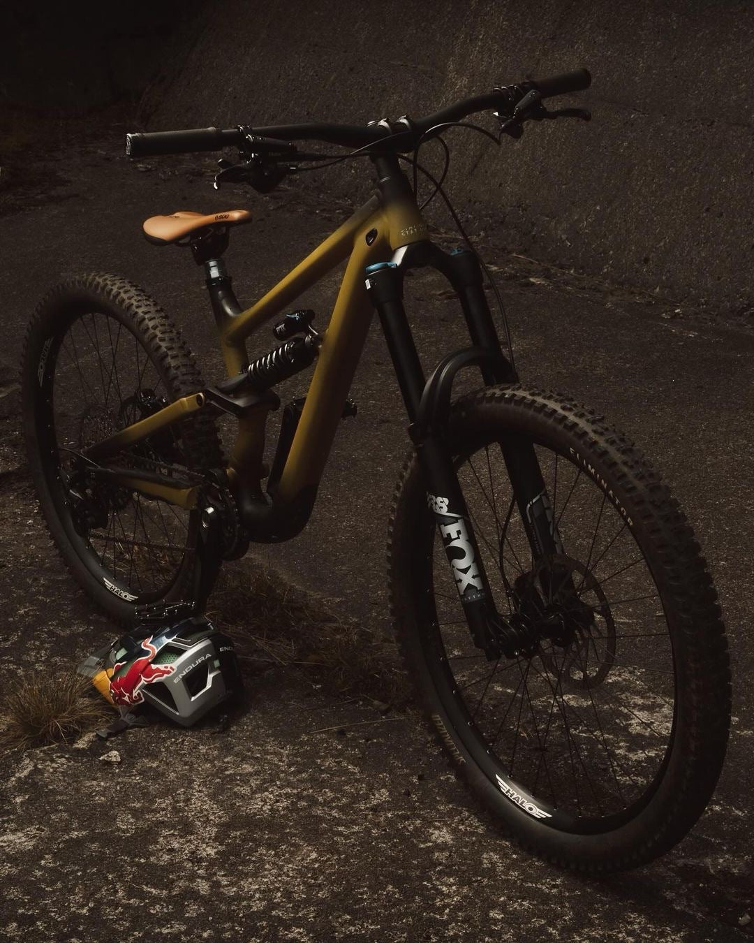 Ruota anteriore Halo Skelta MT2 24 Boost nera