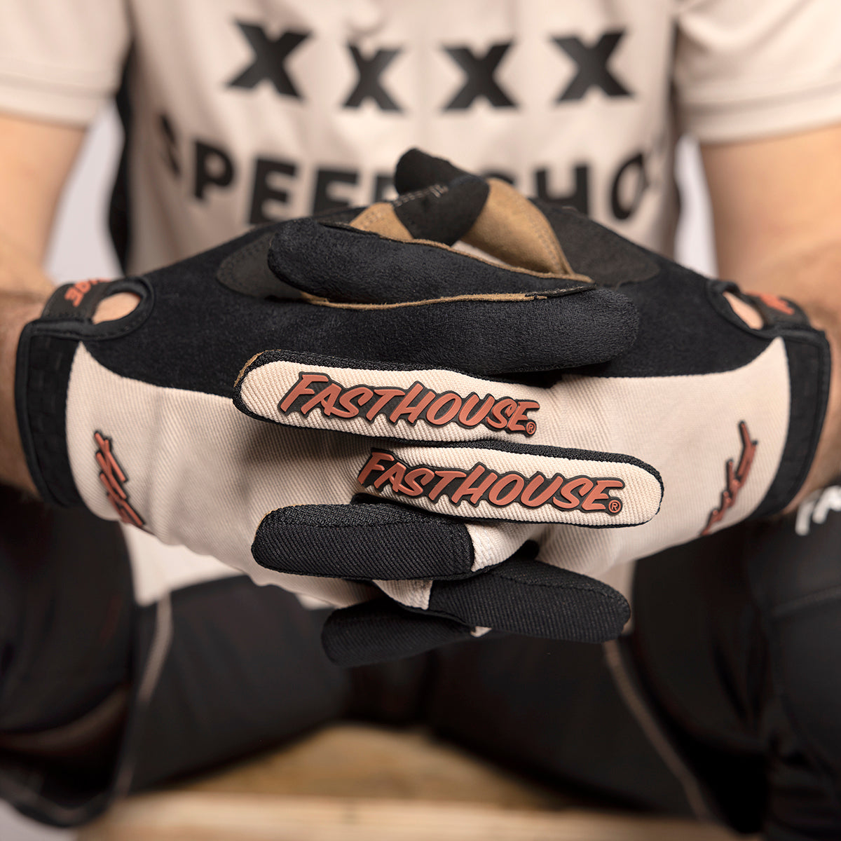 Guantes Fasthouse Ridgeline Ronin - Crema