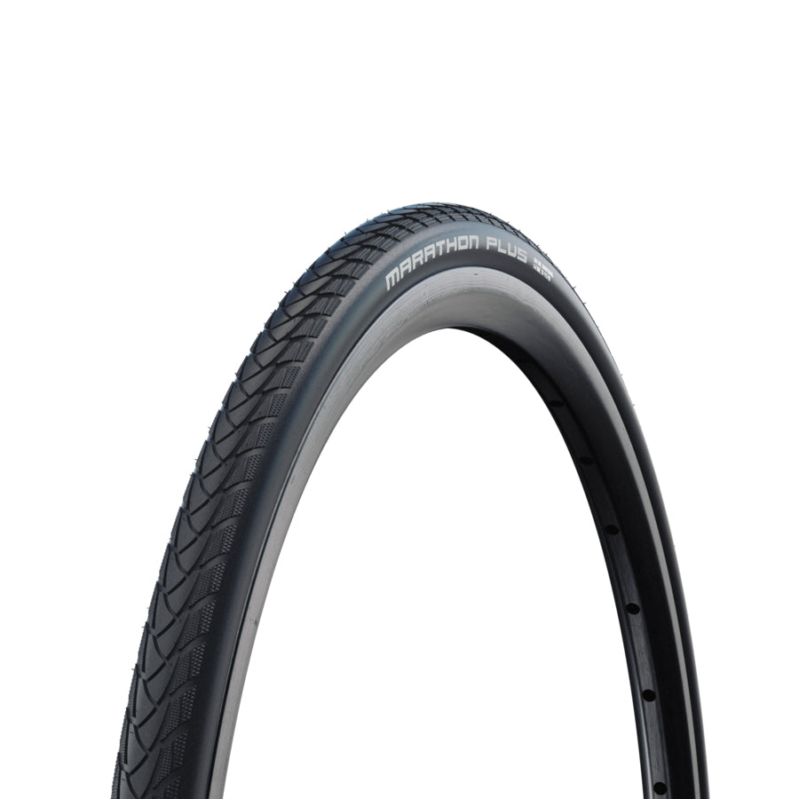 Schwalbe Marathon Plus pneu pour fauteuil roulant - 24 x 1 3/8 Noir