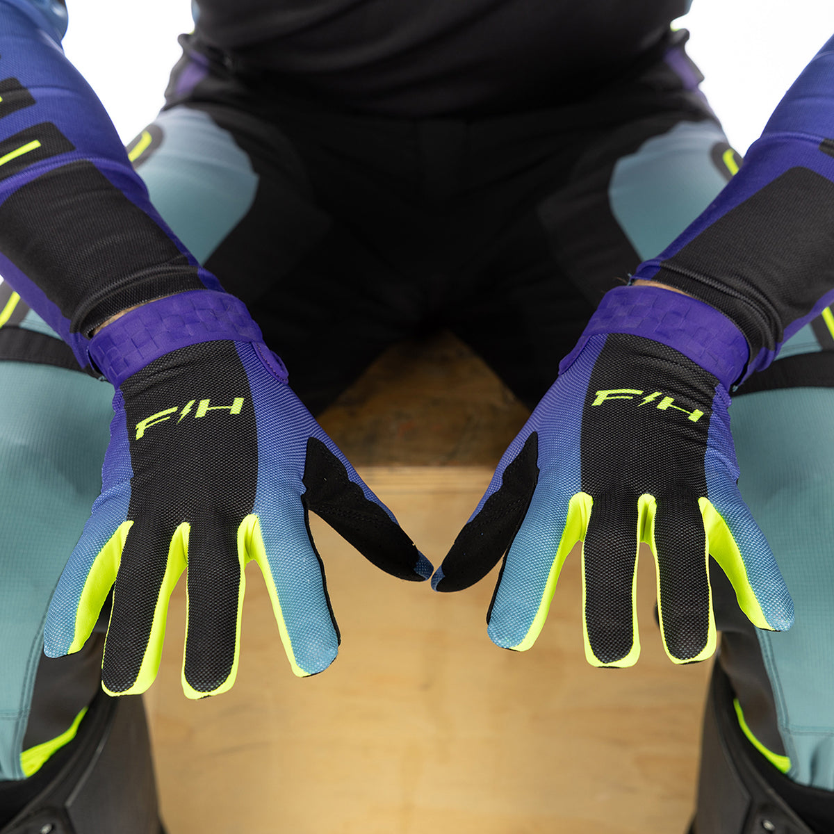 Fasthouse Vapor React Handschuh - Hellindigo/Schwarz