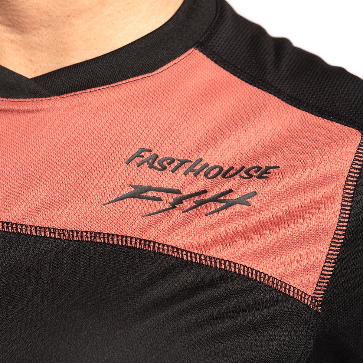 Camiseta Fasthouse Alloy Sidewinder SS para mujer - Malva/Negro