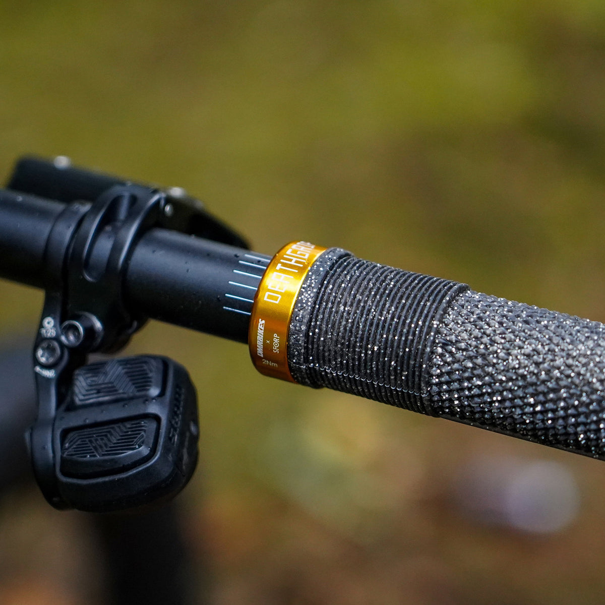 DMR - Collar DeathGrip - Negro mate